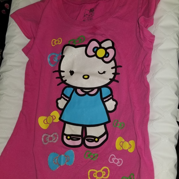 Other - Hello kitty shirt